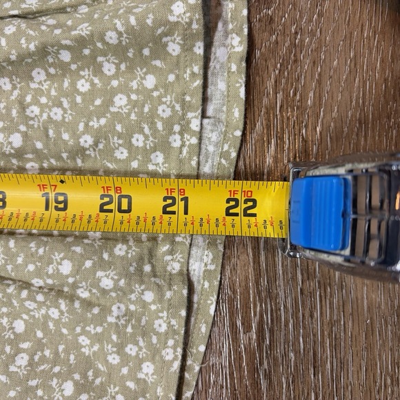 Abercrombie & Fitch Blouse Women's S Green Cap Sleeve V-Neck Peplum Floral Lace - Picture 5 of 6